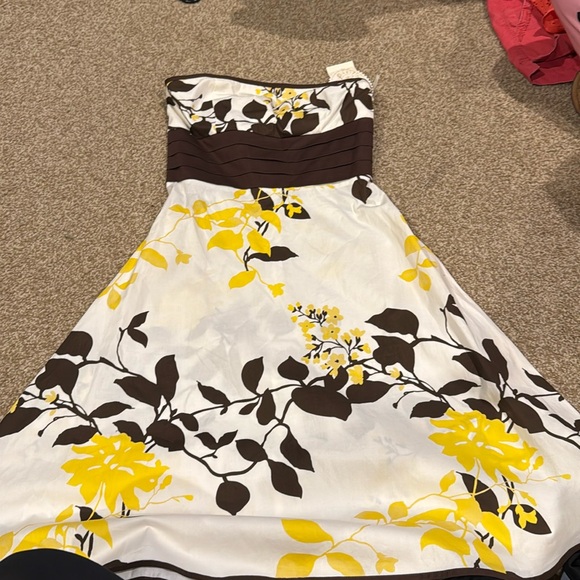 Speechless Dresses & Skirts - NWT strapless dress